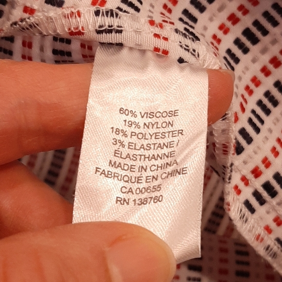 RW&CO Embroidered High Waist Pencil Skirt Textured Stretchy - Picture 9 of 9